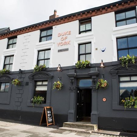 Duke Of York Hotel Hazel Grove Exterior foto